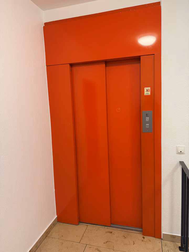 Lieblingsplatz – Dachterrasse und Aufzug im Zentrum - Bild 13